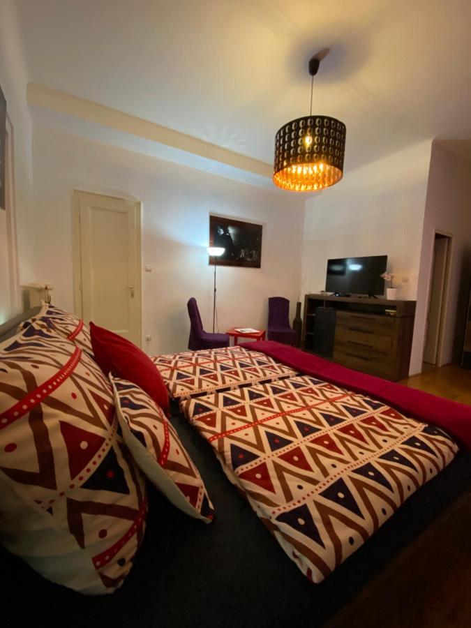 Come & Stay Apartments And Rooms City Center Budapest Exterior photo