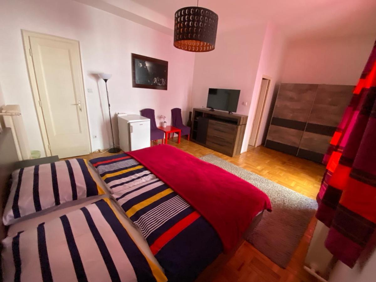 Come & Stay Apartments And Rooms City Center Budapest Exterior photo