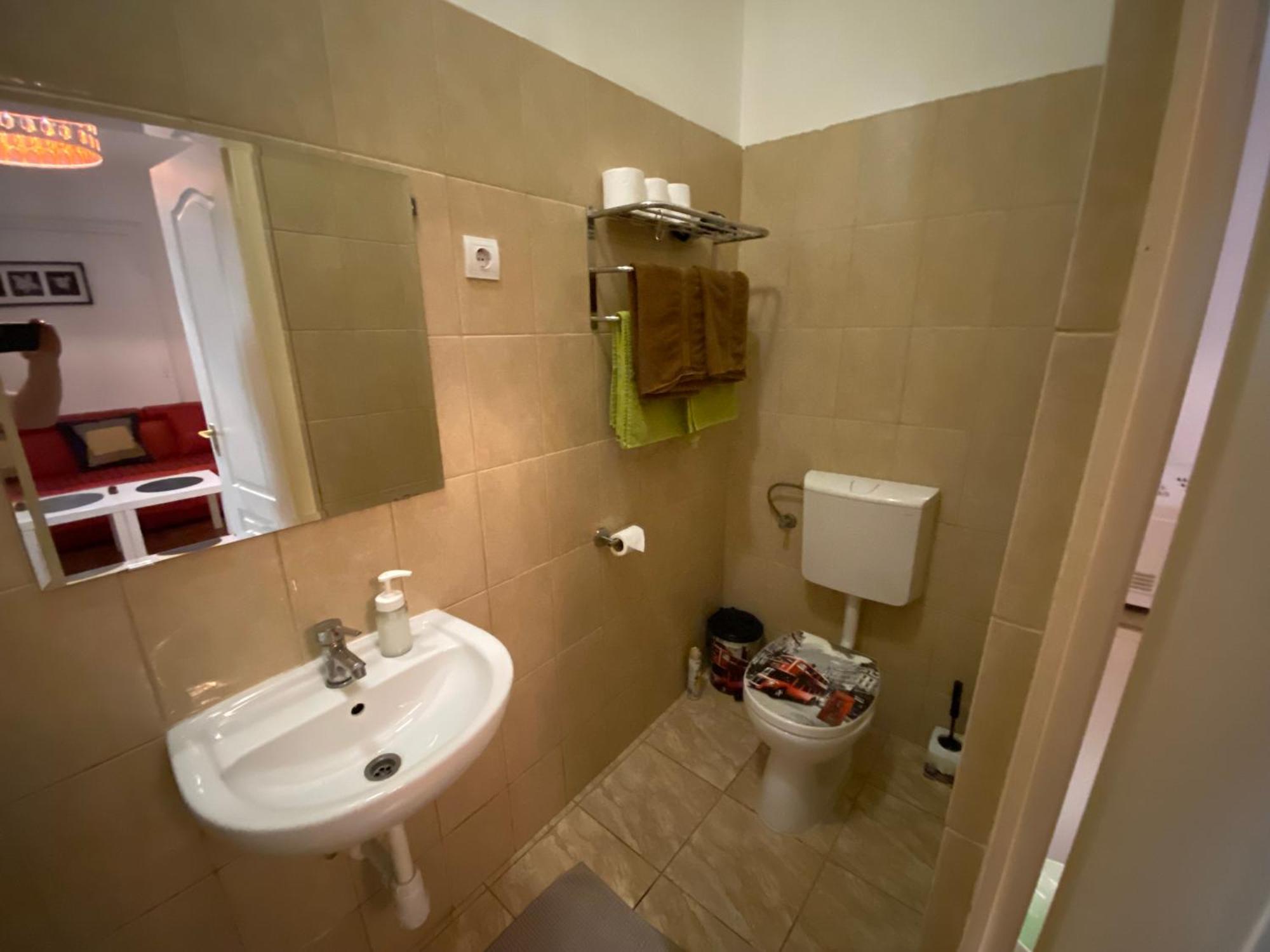 Come & Stay Apartments And Rooms City Center Budapest Exterior photo
