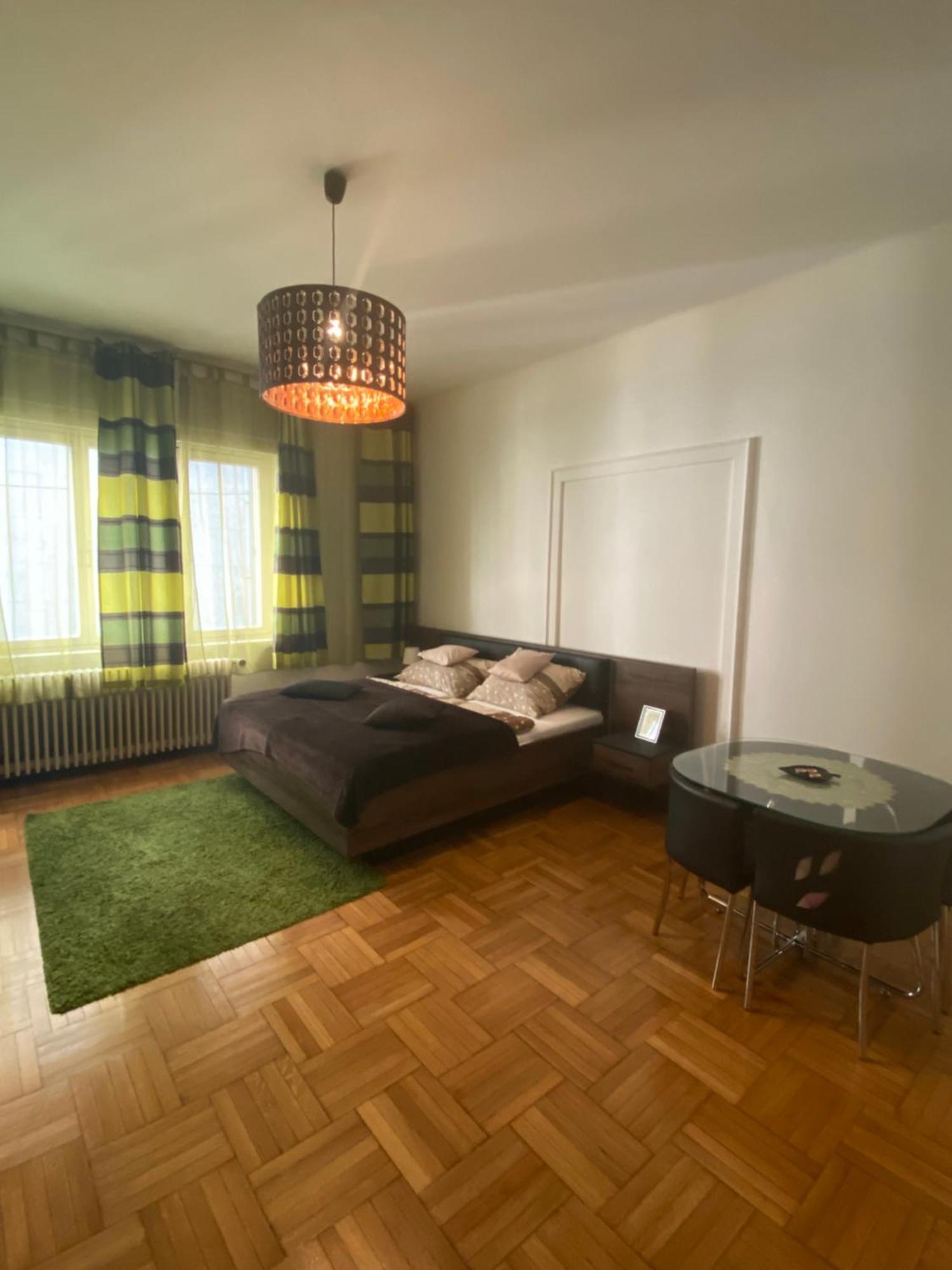 Come & Stay Apartments And Rooms City Center Budapest Exterior photo
