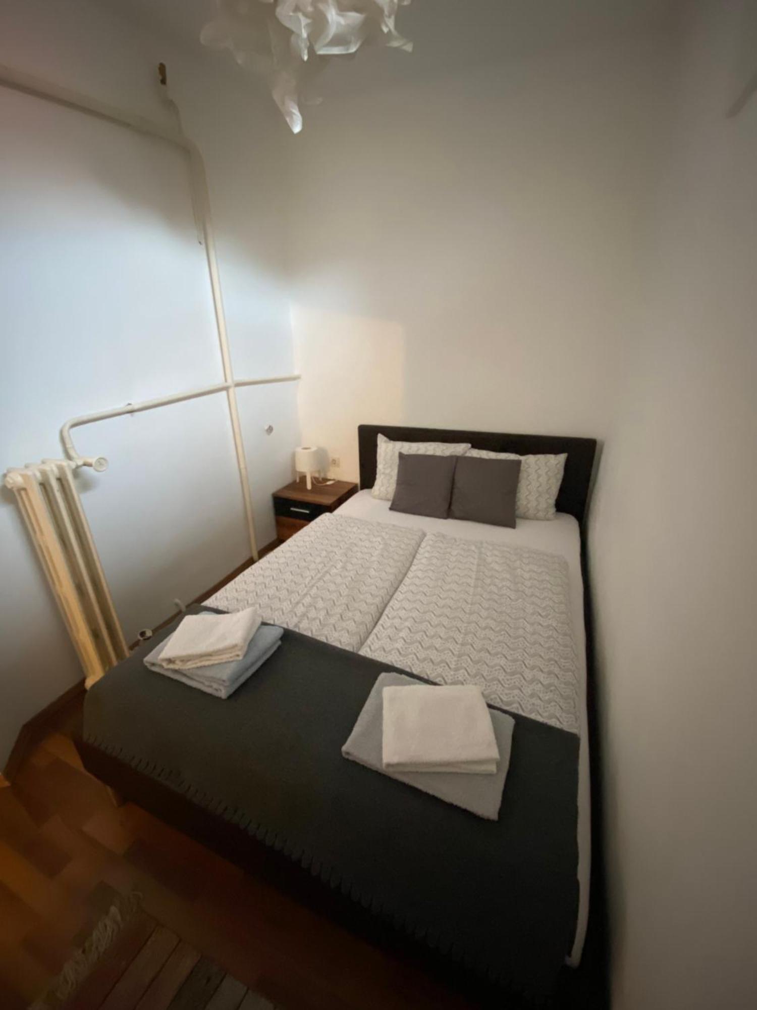 Come & Stay Apartments And Rooms City Center Budapest Exterior photo